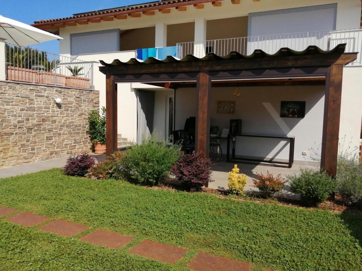 Il Toscanello Lido di Camaiore Exteriör bild