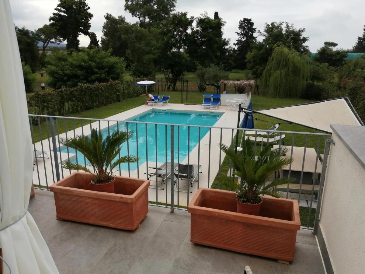 Il Toscanello Lido di Camaiore Exteriör bild