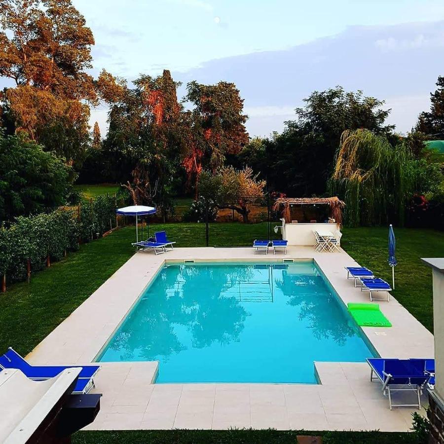 Il Toscanello Lido di Camaiore Exteriör bild